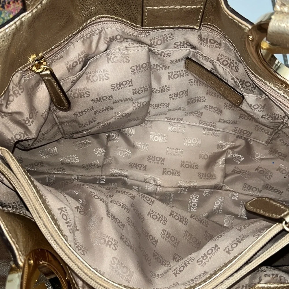 Michael Kors NYE bag, shoulder bag gold metallic leather Gold tone hardw EUC